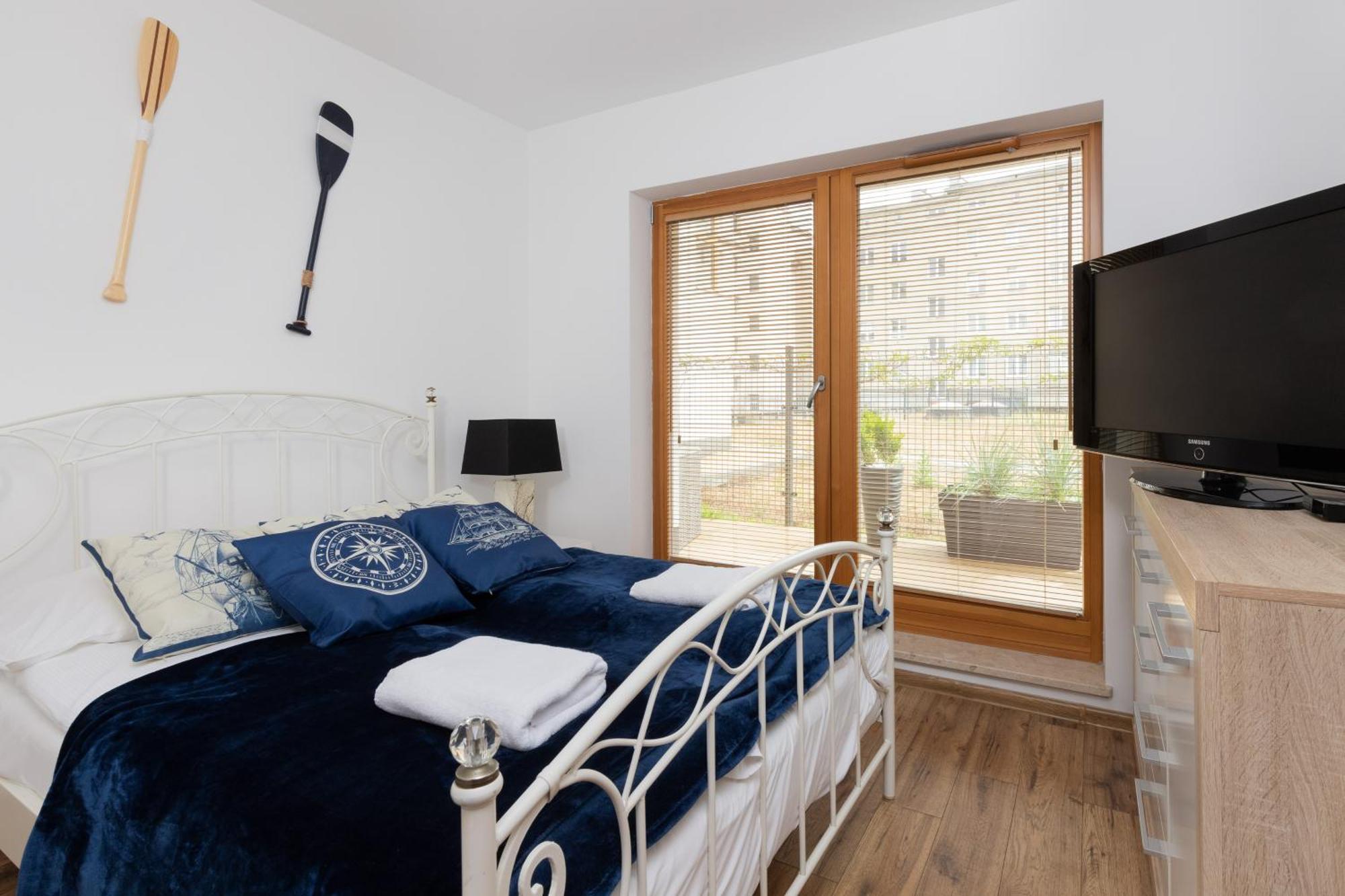 Batorego 7 Apartament With Terrace & Parking Downtown Gdynia By Renters 外观 照片